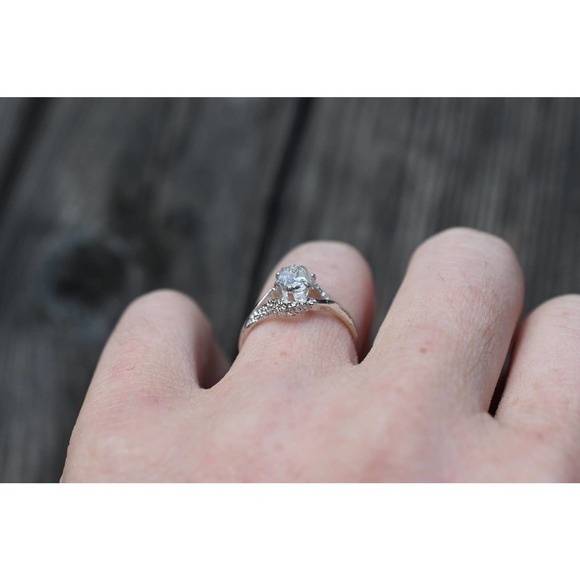 Engagement rings, raw diamond ring, raw stone ring, alternative engageme… - Picture 4 of 7